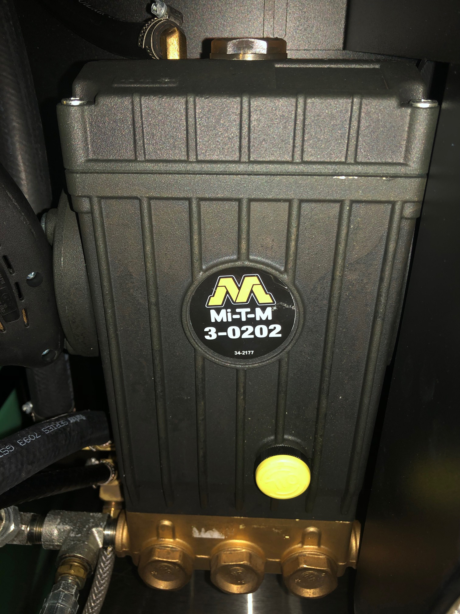 Use 212 CW3555 [HYD 3-0202]