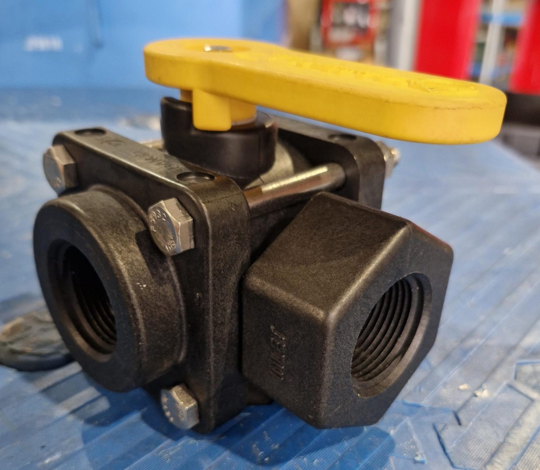 Banjo POLY Valve 3 Way L Port Side[164 BC-V100SL]