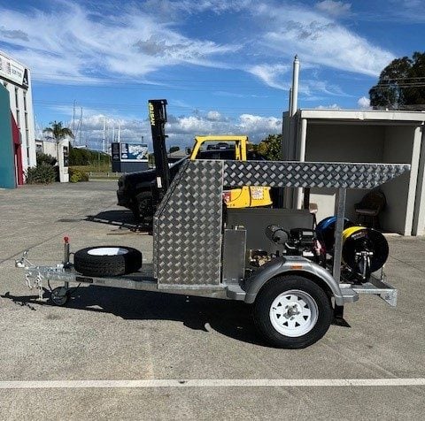 Jetter  – with Canopied Trailer [120 BAR5027CJ-HETT 201]